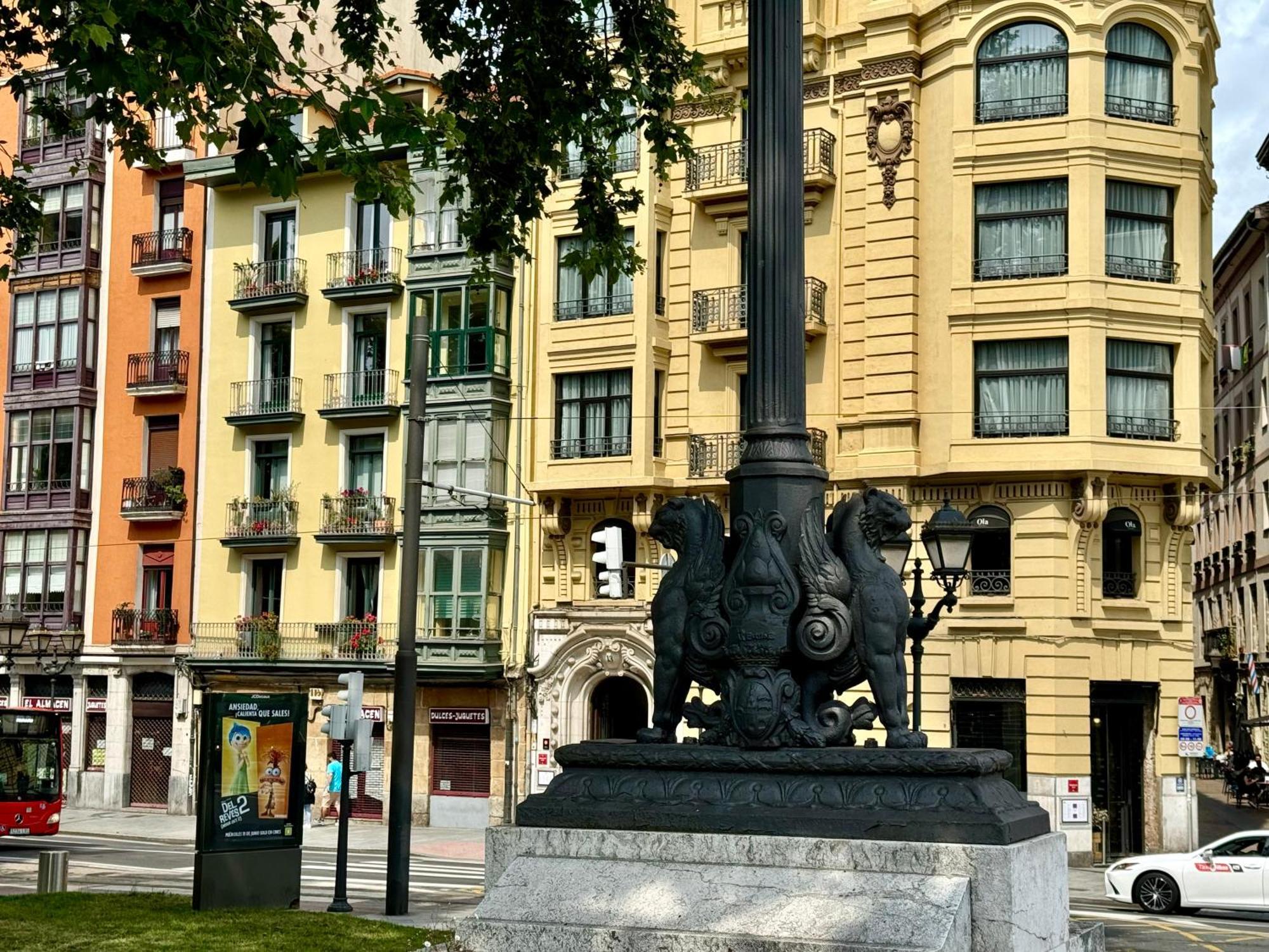 Ribera - Rooms - Old Town - A/C - From 1880 Bilbao Buitenkant foto